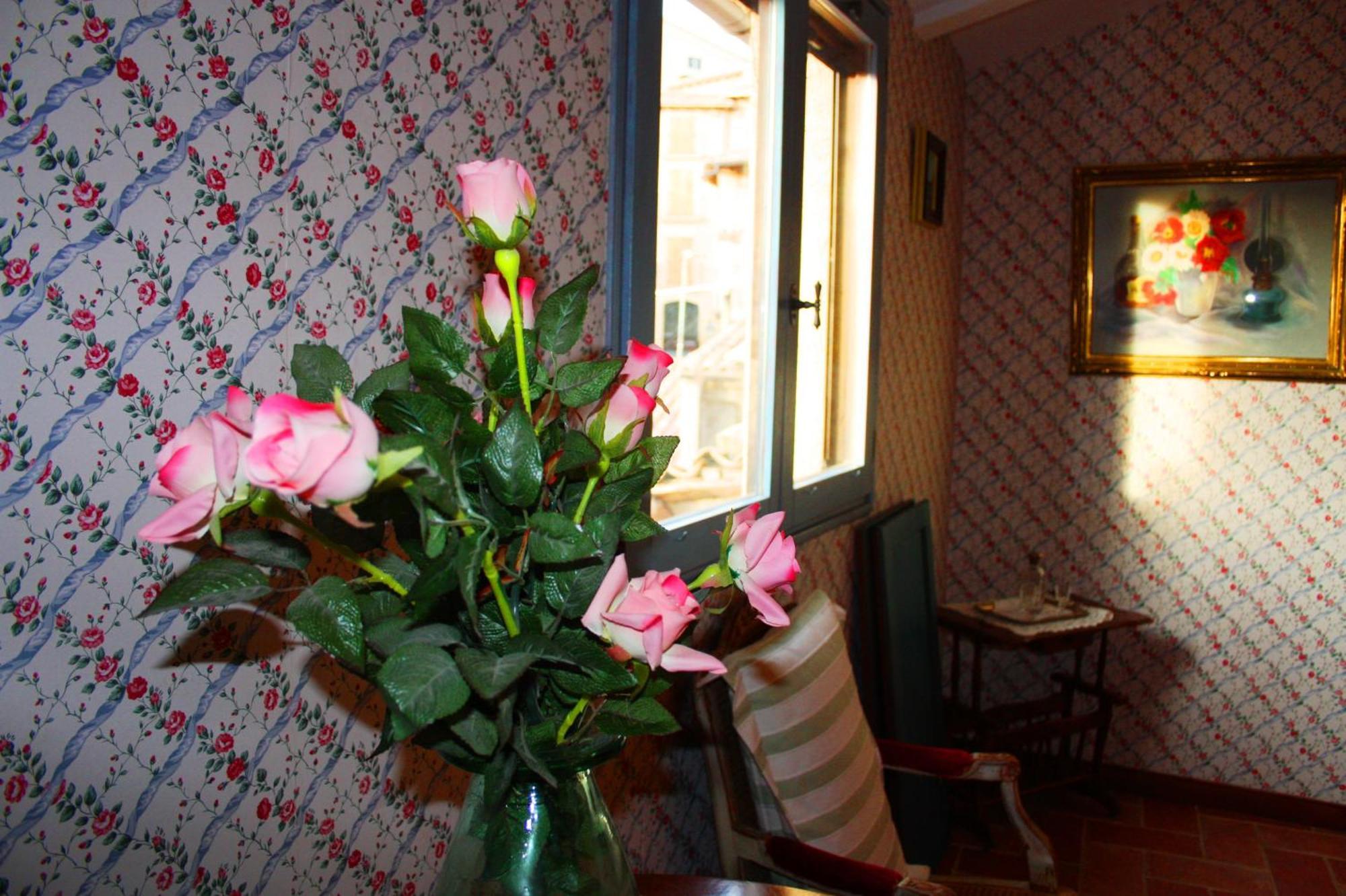 La Casa De Sebastian Guest House Valderrobres Room photo
