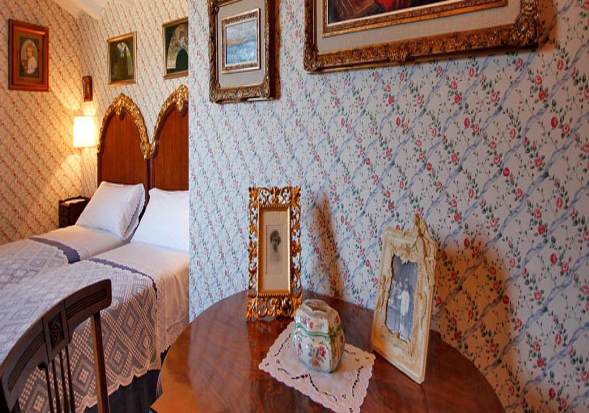 La Casa De Sebastian Guest House Valderrobres Room photo