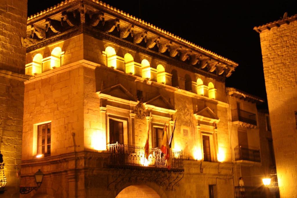 La Casa De Sebastian Guest House Valderrobres Exterior photo
